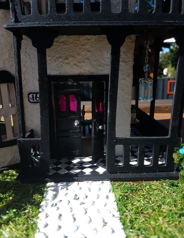 halfscale elcheapooutside3