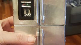 Stainless Steel Refrigerator – tutorial by MonsterKook