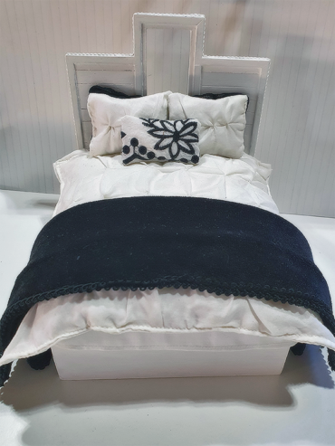 1:12 Scale Capacious Colonial – Bedroom Part 1